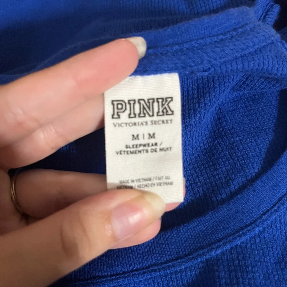 Victoria’s Secret PINK Sleep Shirt Medium - Picture 3 of 4